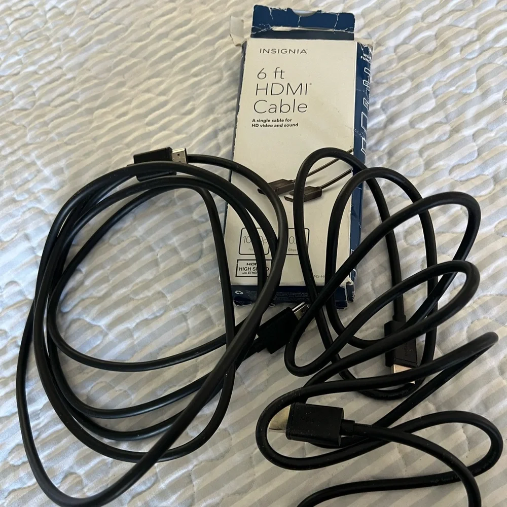 2 HDMI cables 6’ each